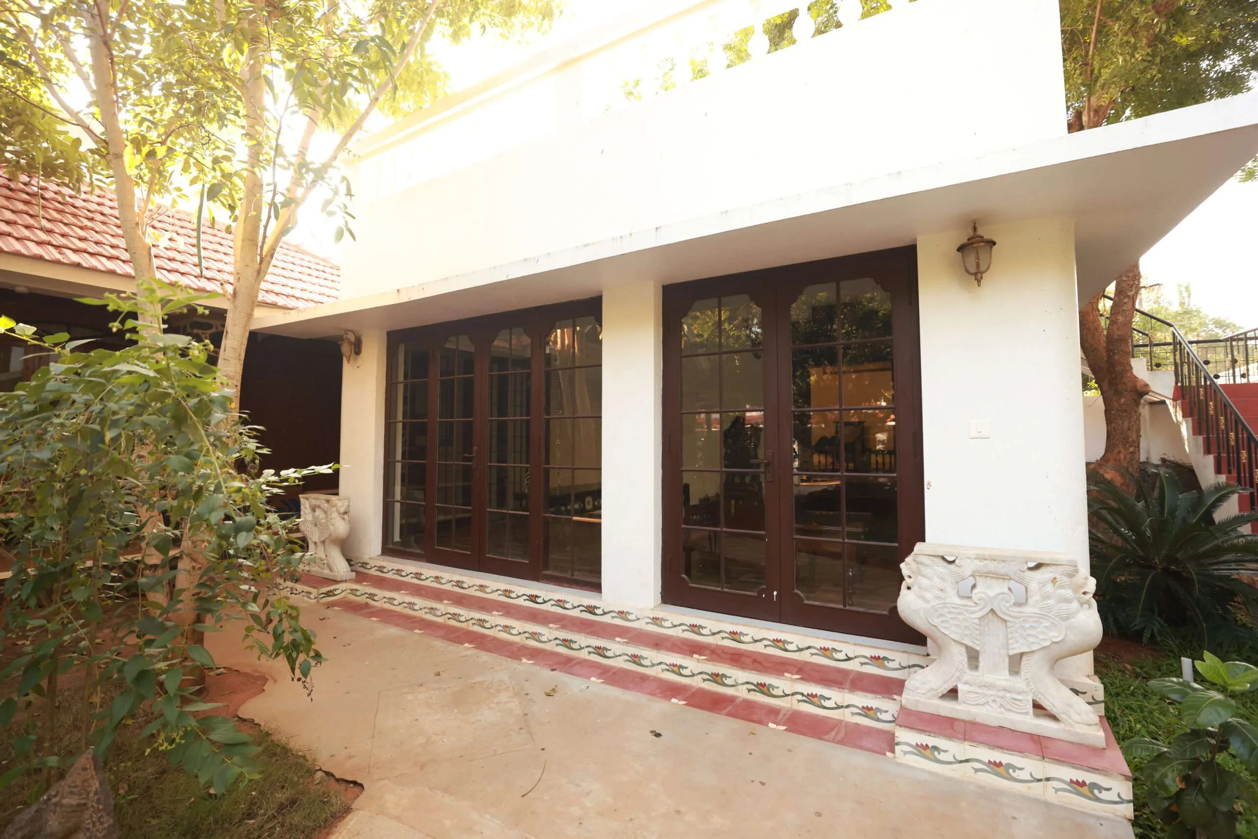 Athangudi Courtyard & Carved Marble Peacocks