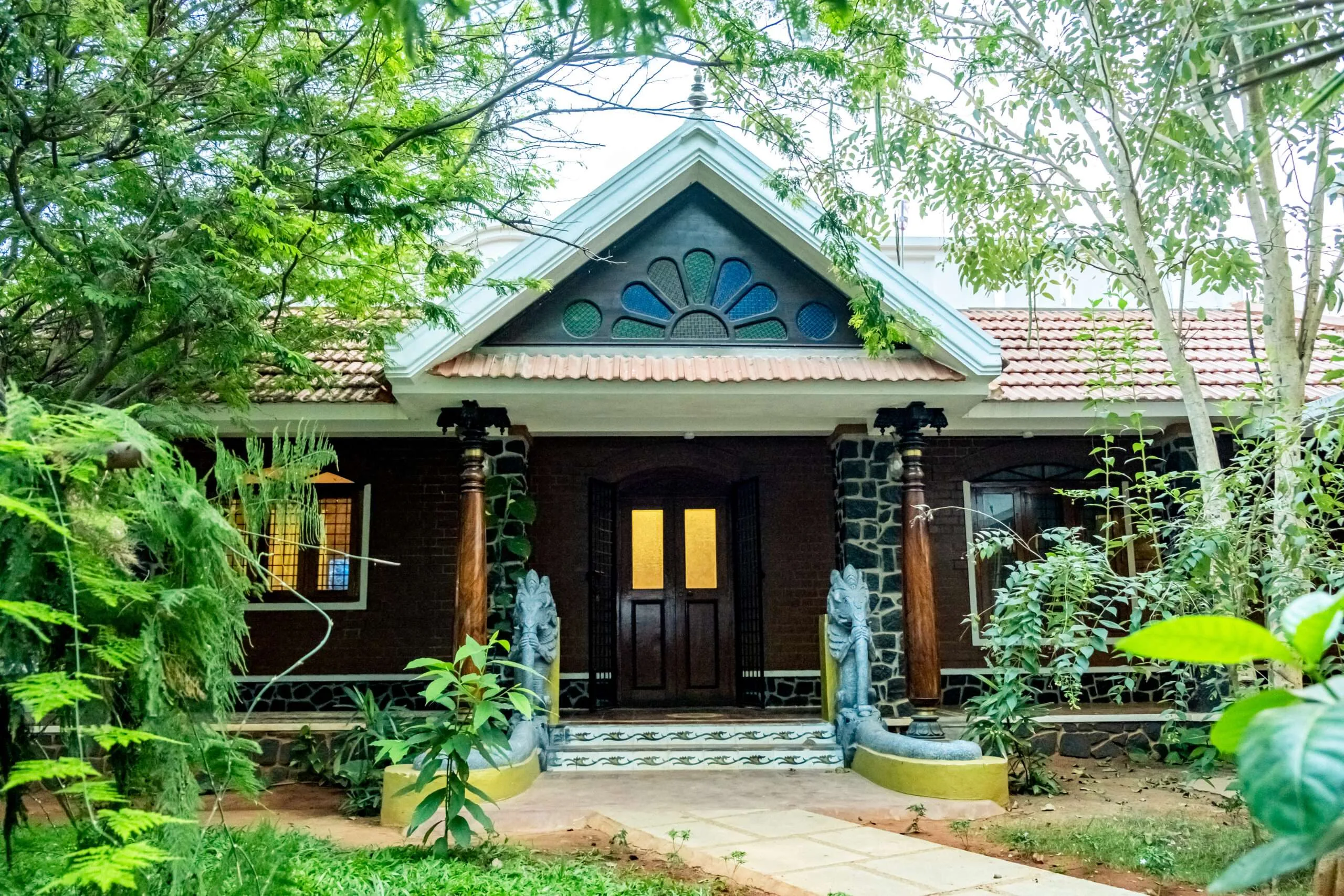Royal Entrance with Elephant Balustrades