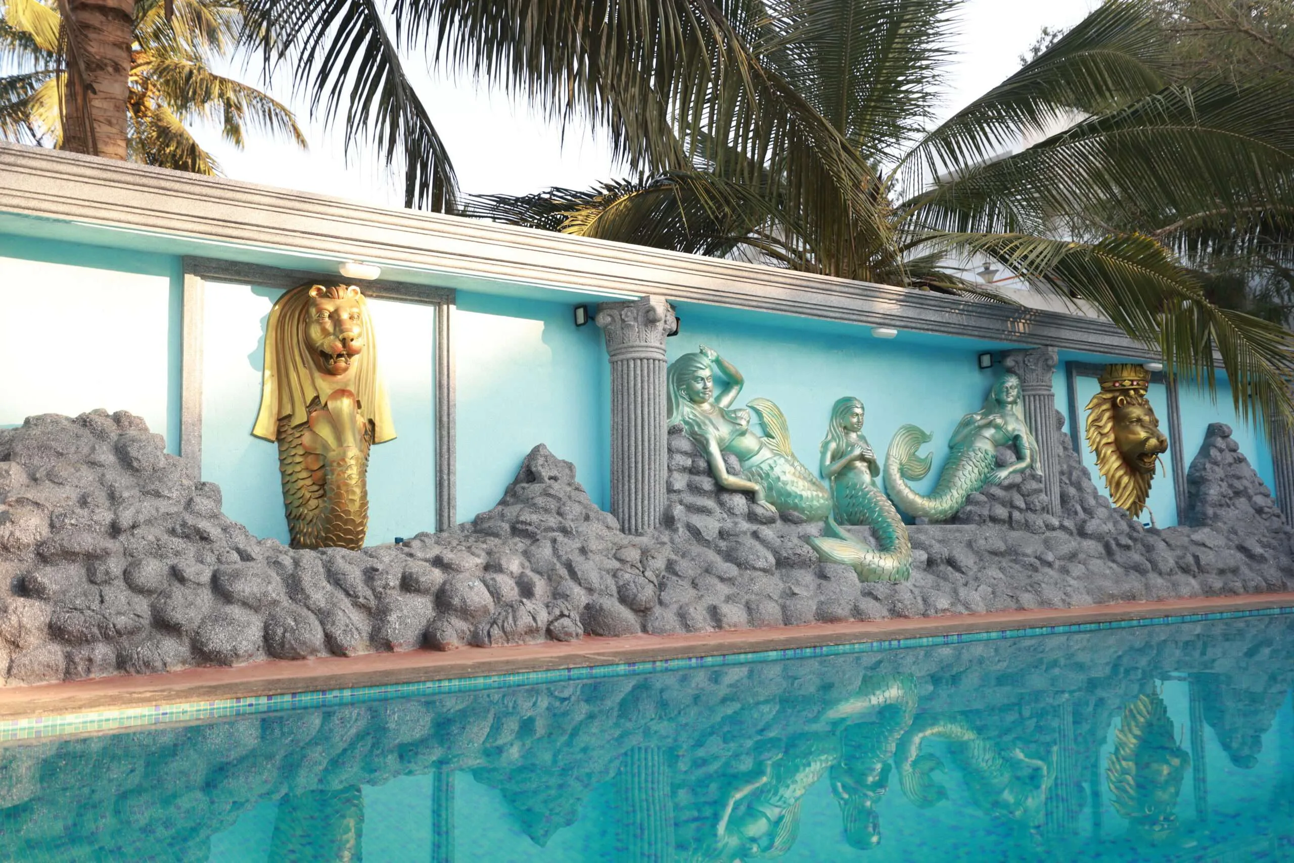 Luxury Mermaid Fountain & Roman Pool